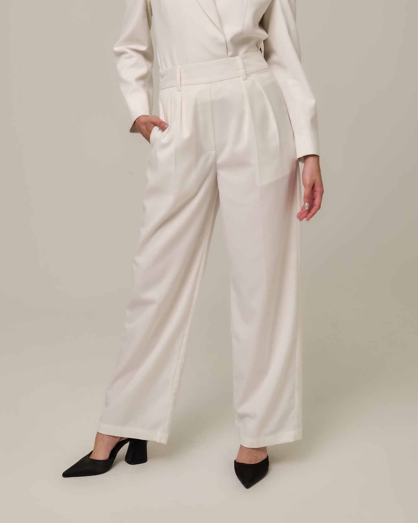 Freyja Tailored Pants